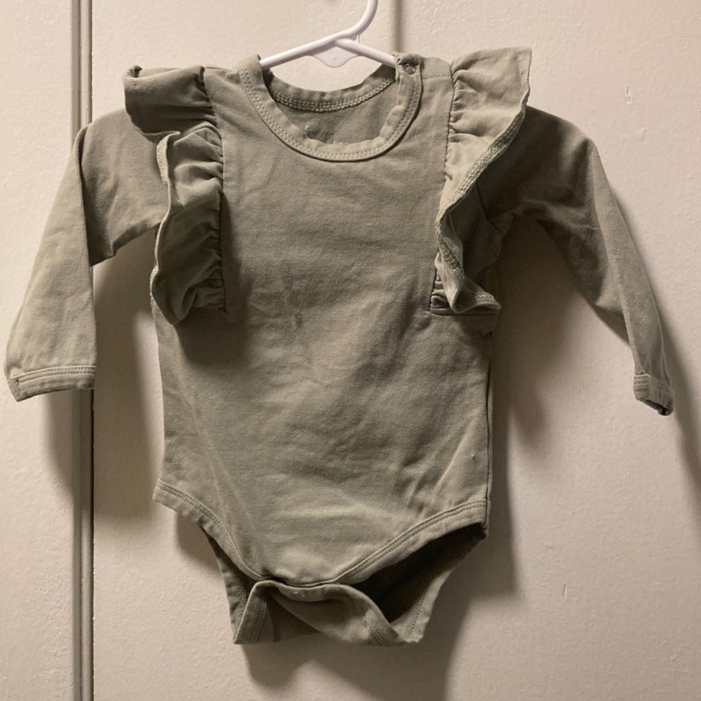 O2 Baby Long Sleeve Ruffle Onesie